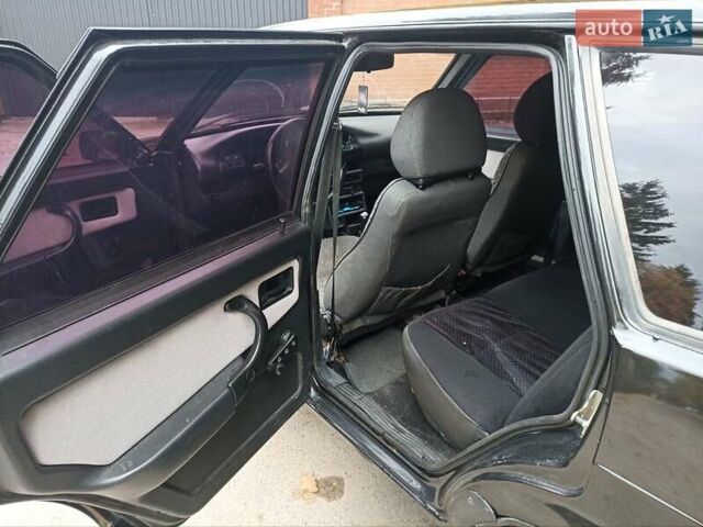 Чорний ВАЗ 2109, об'ємом двигуна 1.5 л та пробігом 200 тис. км за 1250 $, фото 18 на Automoto.ua