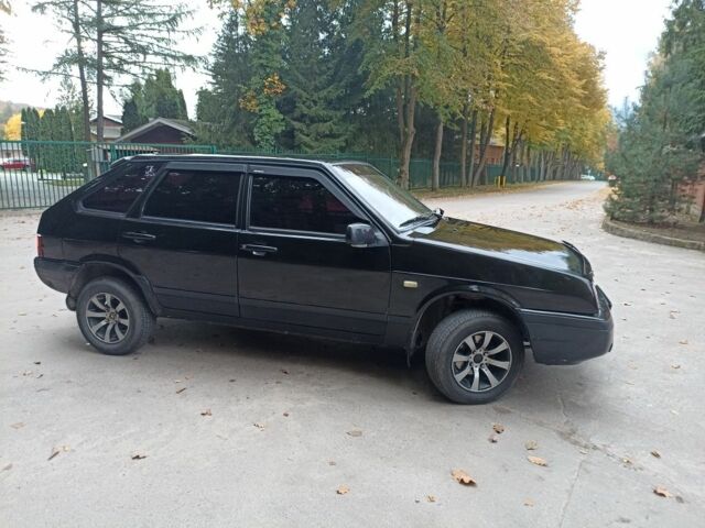 Чорний ВАЗ 2109, об'ємом двигуна 1.5 л та пробігом 350 тис. км за 1250 $, фото 4 на Automoto.ua