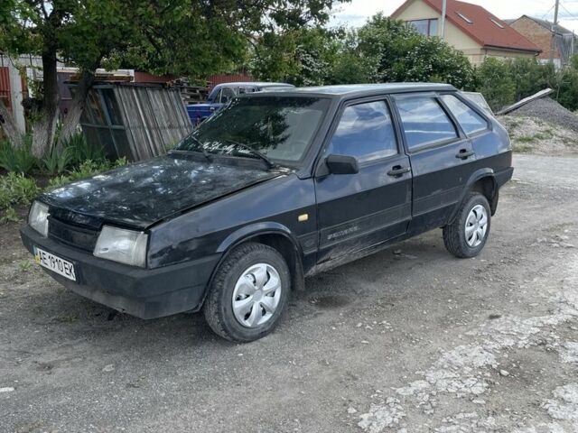 Черный ВАЗ 2109, объемом двигателя 1.5 л и пробегом 100 тыс. км за 650 $, фото 6 на Automoto.ua