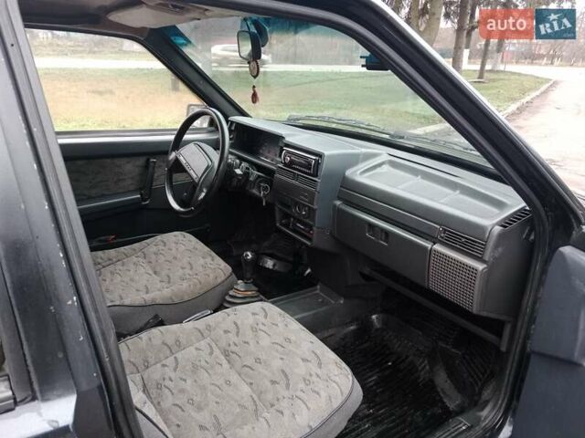 Чорний ВАЗ 2109, об'ємом двигуна 1.5 л та пробігом 235 тис. км за 1550 $, фото 10 на Automoto.ua