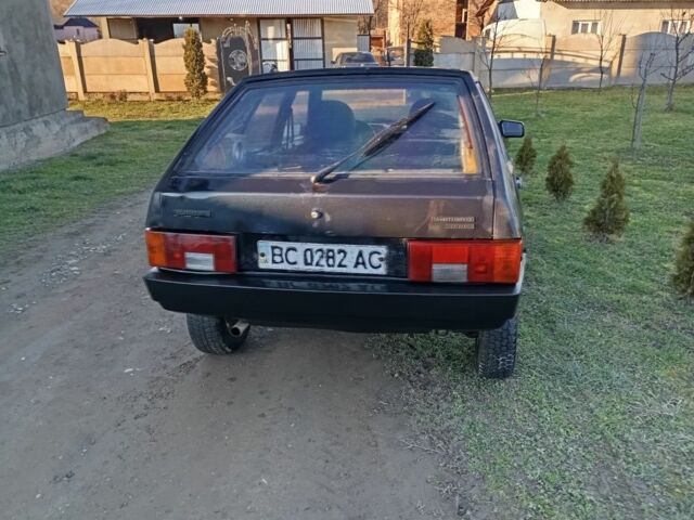 Чорний ВАЗ 2109, об'ємом двигуна 1.5 л та пробігом 180 тис. км за 650 $, фото 3 на Automoto.ua