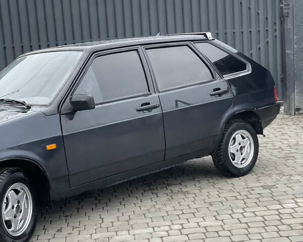 Чорний ВАЗ 2109, об'ємом двигуна 1.5 л та пробігом 225 тис. км за 1200 $, фото 1 на Automoto.ua