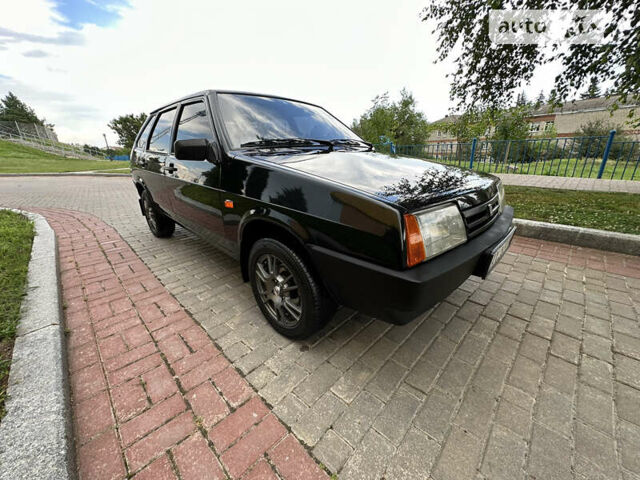 Чорний ВАЗ 2109, об'ємом двигуна 1.5 л та пробігом 78 тис. км за 3650 $, фото 19 на Automoto.ua