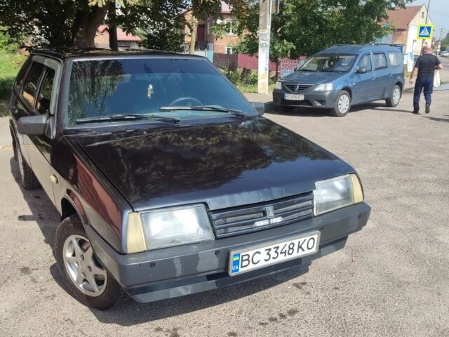 Черный ВАЗ 2109, объемом двигателя 1.5 л и пробегом 190 тыс. км за 1700 $, фото 2 на Automoto.ua