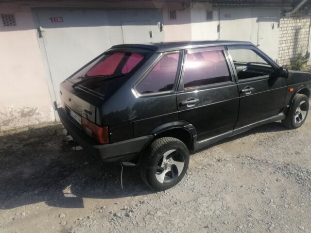 Черный ВАЗ 2109, объемом двигателя 1.5 л и пробегом 300 тыс. км за 1334 $, фото 3 на Automoto.ua