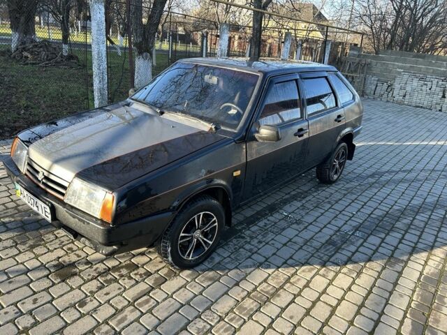 Черный ВАЗ 2109, объемом двигателя 1.5 л и пробегом 300 тыс. км за 1800 $, фото 1 на Automoto.ua
