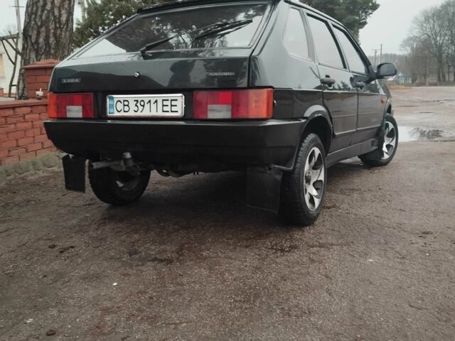 Черный ВАЗ 2109, объемом двигателя 1.5 л и пробегом 212 тыс. км за 1300 $, фото 3 на Automoto.ua