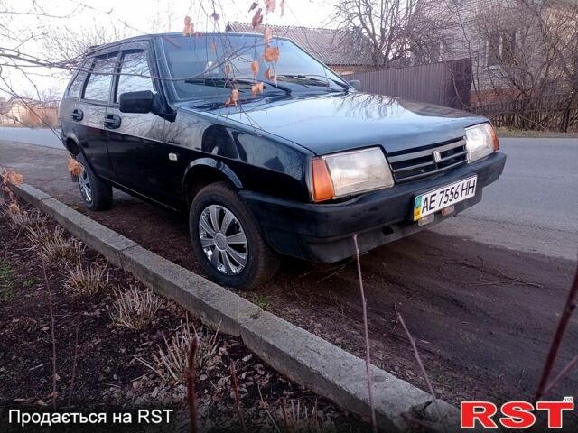 Черный ВАЗ 2109, объемом двигателя 1.5 л и пробегом 200 тыс. км за 1250 $, фото 2 на Automoto.ua