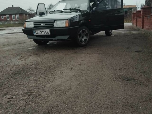 Черный ВАЗ 2109, объемом двигателя 1.5 л и пробегом 212 тыс. км за 1300 $, фото 6 на Automoto.ua