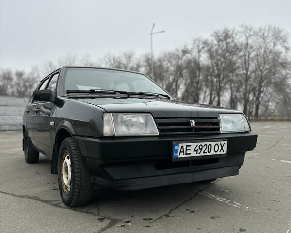 Черный ВАЗ 2109, объемом двигателя 1.6 л и пробегом 169 тыс. км за 2000 $, фото 2 на Automoto.ua
