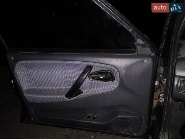 Черный ВАЗ 2109, объемом двигателя 1.6 л и пробегом 340 тыс. км за 1750 $, фото 9 на Automoto.ua