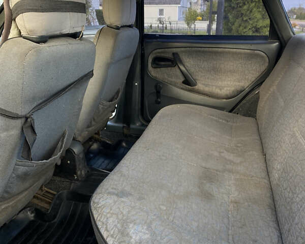 ВАЗ 2109 2008 в Хорошеве (Володарск-Волынском) на Automoto.ua Черный ВАЗ 2109, объемом двигателя 1.6 л и пробегом 148 тыс. км за 1700 $, фото 7 на Automoto.ua