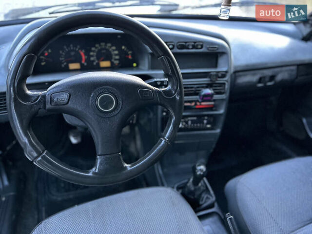 ВАЗ 2109 2008 в Черновцах на Automoto.ua Черный ВАЗ 2109, объемом двигателя 1.6 л и пробегом 217 тыс. км за 1499 $, фото 10 на Automoto.ua
