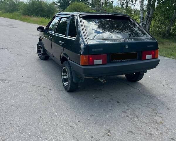 Чорний ВАЗ 2109, об'ємом двигуна 1.6 л та пробігом 200 тис. км за 1750 $, фото 4 на Automoto.ua