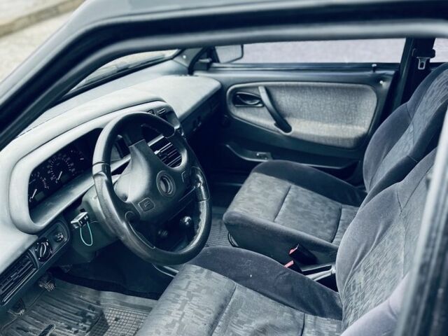 Черный ВАЗ 2109, объемом двигателя 1.6 л и пробегом 20 тыс. км за 1750 $, фото 7 на Automoto.ua