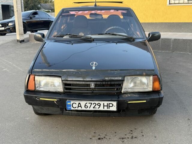 Черный ВАЗ 2109, объемом двигателя 1.6 л и пробегом 180 тыс. км за 954 $, фото 1 на Automoto.ua