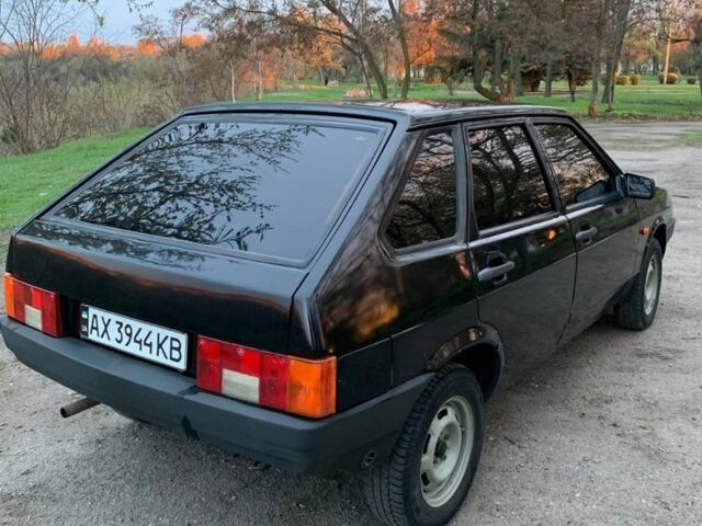 Черный ВАЗ 2109, объемом двигателя 1.6 л и пробегом 251 тыс. км за 2400 $, фото 3 на Automoto.ua