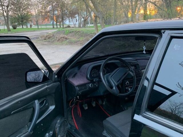 Черный ВАЗ 2109, объемом двигателя 1.6 л и пробегом 251 тыс. км за 2400 $, фото 6 на Automoto.ua