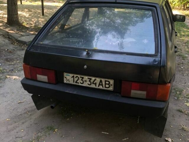 Черный ВАЗ 2109, объемом двигателя 1.5 л и пробегом 35 тыс. км за 696 $, фото 2 на Automoto.ua