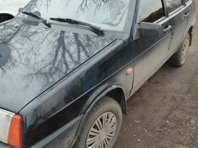 Черный ВАЗ 2109, объемом двигателя 1.5 л и пробегом 380 тыс. км за 1300 $, фото 4 на Automoto.ua