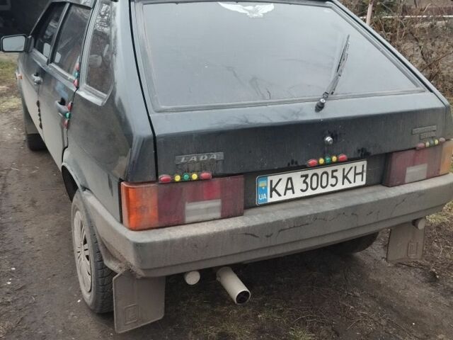 Черный ВАЗ 2109, объемом двигателя 1.5 л и пробегом 380 тыс. км за 1300 $, фото 2 на Automoto.ua