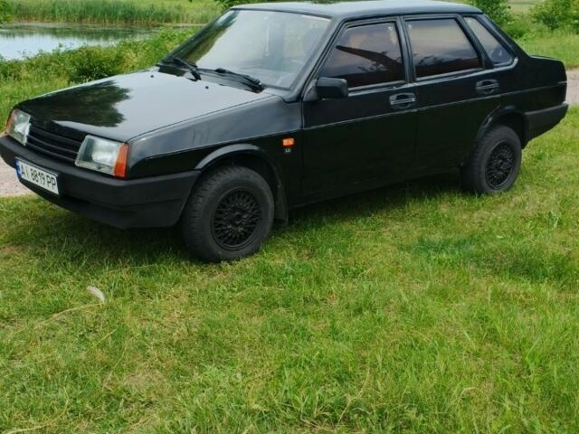 Чорний ВАЗ 2109, об'ємом двигуна 1.5 л та пробігом 230 тис. км за 1182 $, фото 5 на Automoto.ua