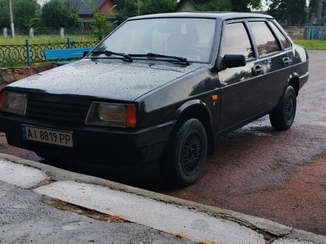 Чорний ВАЗ 2109, об'ємом двигуна 1.5 л та пробігом 230 тис. км за 1182 $, фото 3 на Automoto.ua