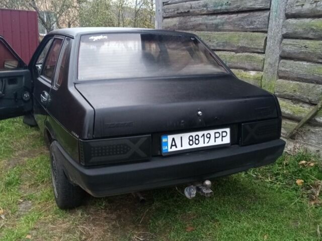 Чорний ВАЗ 2109, об'ємом двигуна 1.5 л та пробігом 230 тис. км за 1182 $, фото 11 на Automoto.ua