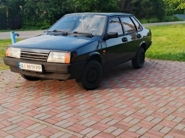 Чорний ВАЗ 2109, об'ємом двигуна 1.5 л та пробігом 230 тис. км за 1182 $, фото 8 на Automoto.ua