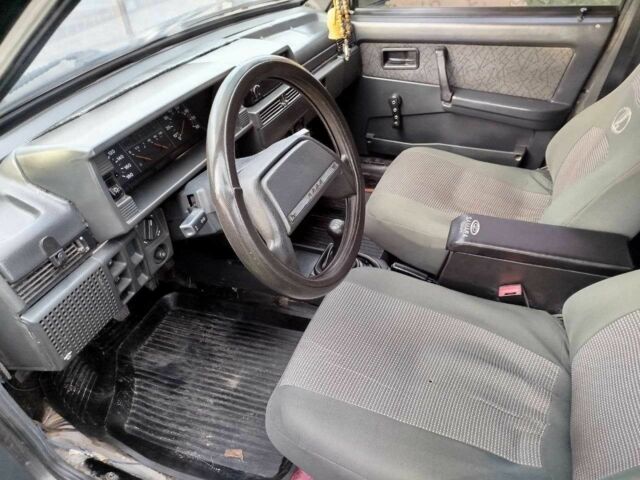 Черный ВАЗ 2109, объемом двигателя 1.5 л и пробегом 240 тыс. км за 800 $, фото 1 на Automoto.ua