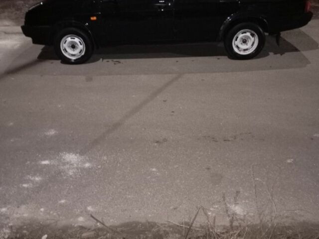 Черный ВАЗ 2109, объемом двигателя 1.5 л и пробегом 1 тыс. км за 1507 $, фото 2 на Automoto.ua