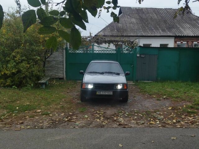 Черный ВАЗ 2109, объемом двигателя 1.6 л и пробегом 215 тыс. км за 1100 $, фото 1 на Automoto.ua