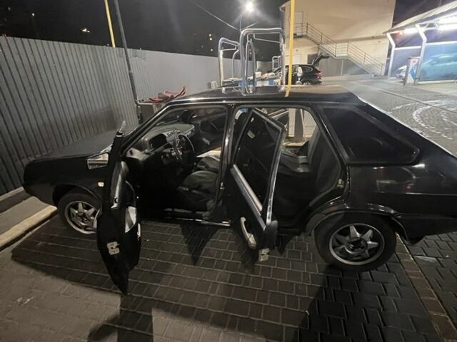 Черный ВАЗ 2109, объемом двигателя 1.6 л и пробегом 1000 тыс. км за 1500 $, фото 5 на Automoto.ua