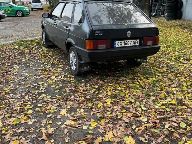 Черный ВАЗ 2109, объемом двигателя 1.5 л и пробегом 100 тыс. км за 1000 $, фото 1 на Automoto.ua