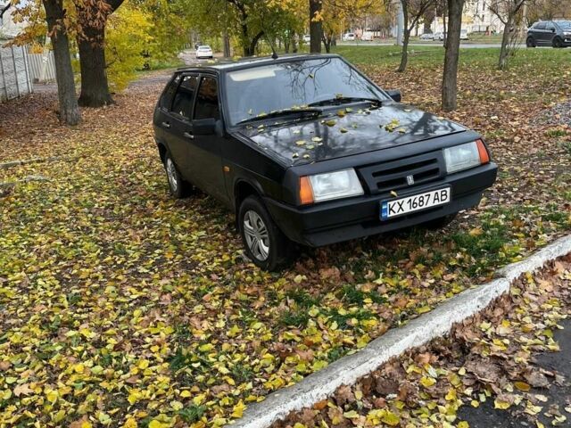 Черный ВАЗ 2109, объемом двигателя 1.5 л и пробегом 100 тыс. км за 1000 $, фото 3 на Automoto.ua