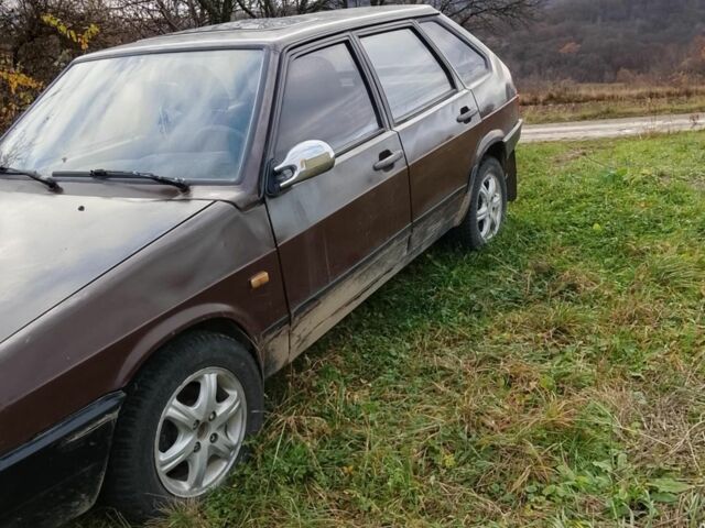 Фіолетовий ВАЗ 2109, об'ємом двигуна 5 л та пробігом 50 тис. км за 600 $, фото 6 на Automoto.ua