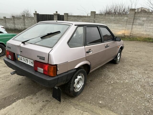 Фиолетовый ВАЗ 2109, объемом двигателя 1.5 л и пробегом 200 тыс. км за 710 $, фото 2 на Automoto.ua