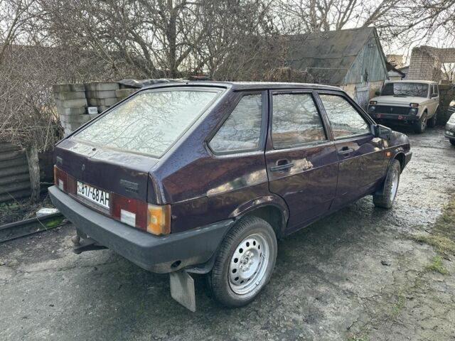 Фиолетовый ВАЗ 2109, объемом двигателя 1.5 л и пробегом 100 тыс. км за 700 $, фото 2 на Automoto.ua