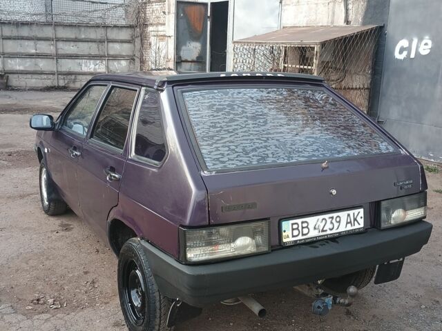 Фиолетовый ВАЗ 2109, объемом двигателя 0 л и пробегом 300 тыс. км за 950 $, фото 3 на Automoto.ua
