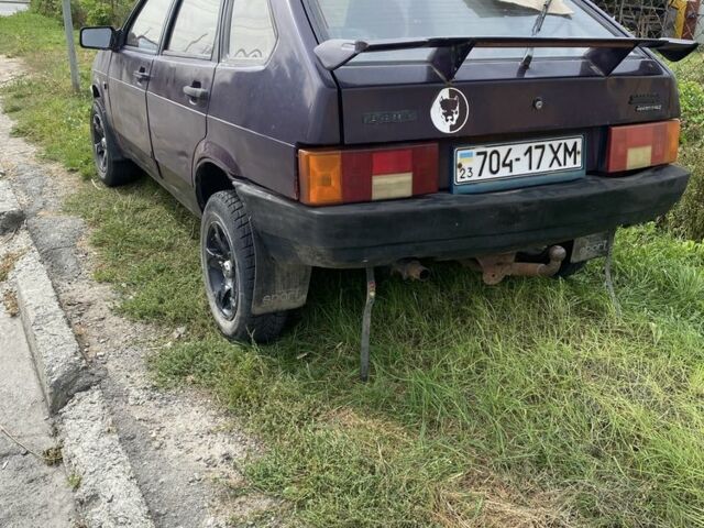 Фиолетовый ВАЗ 2109, объемом двигателя 1.5 л и пробегом 49 тыс. км за 519 $, фото 3 на Automoto.ua