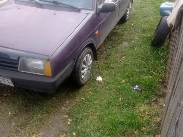 ВАЗ 2109 1999 в Сколе на Automoto.ua Фиолетовый ВАЗ 2109, объемом двигателя 1.5 л и пробегом 350 тыс. км за 750 $, фото 3 на Automoto.ua