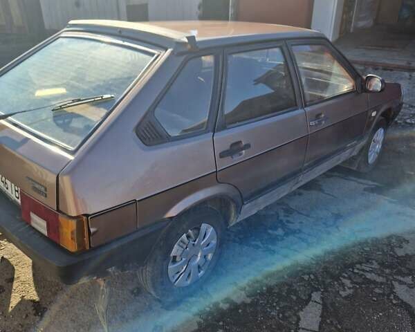 Коричневый ВАЗ 2109, объемом двигателя 0 л и пробегом 210 тыс. км за 990 $, фото 2 на Automoto.ua