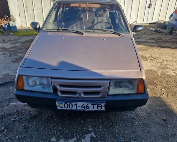 Коричневый ВАЗ 2109, объемом двигателя 0 л и пробегом 210 тыс. км за 990 $, фото 3 на Automoto.ua