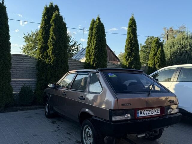 Коричневый ВАЗ 2109, объемом двигателя 1.5 л и пробегом 312 тыс. км за 500 $, фото 1 на Automoto.ua