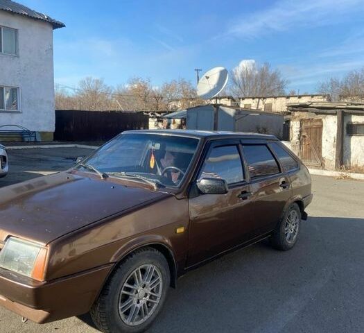 Коричневый ВАЗ 2109, объемом двигателя 1.5 л и пробегом 300 тыс. км за 905 $, фото 2 на Automoto.ua