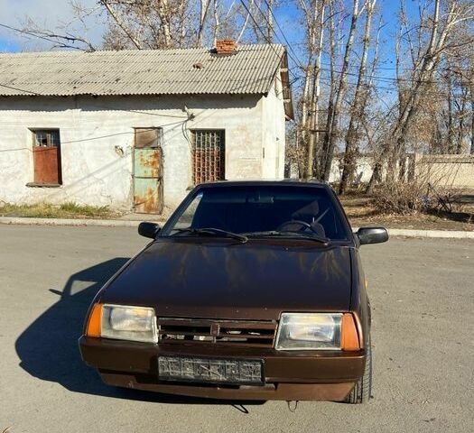 Коричневый ВАЗ 2109, объемом двигателя 1.5 л и пробегом 300 тыс. км за 905 $, фото 1 на Automoto.ua