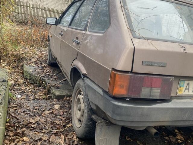 Коричневий ВАЗ 2109, об'ємом двигуна 1.5 л та пробігом 593 тис. км за 550 $, фото 5 на Automoto.ua