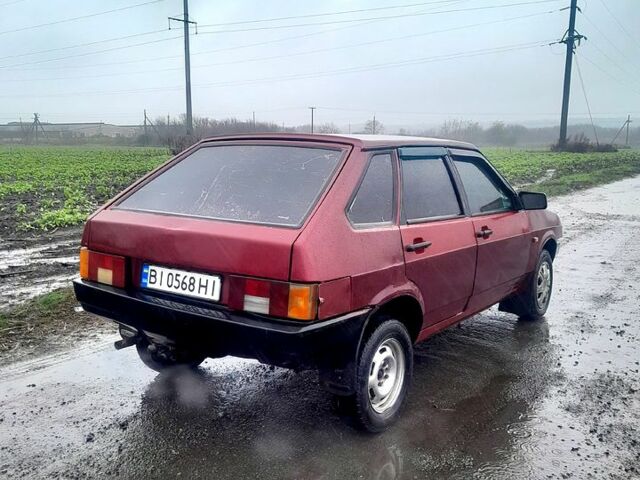 Красный ВАЗ 2109, объемом двигателя 1.3 л и пробегом 200 тыс. км за 750 $, фото 3 на Automoto.ua