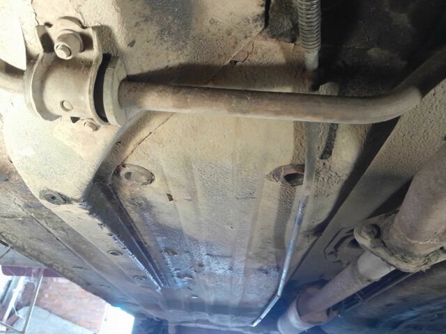 Красный ВАЗ 2109, объемом двигателя 1.5 л и пробегом 250 тыс. км за 1000 $, фото 6 на Automoto.ua