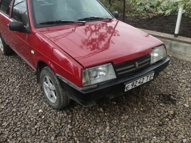 Красный ВАЗ 2109, объемом двигателя 1.5 л и пробегом 71 тыс. км за 1300 $, фото 4 на Automoto.ua